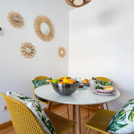 Ct 378 - Faro's Citycenter - Cityapartment For 4 With Parking Apartment Malaga